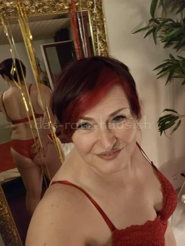 50 Jahre MILF mit dem gewissen Etwas