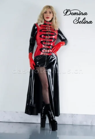 Latex Domina BDSM erfahren