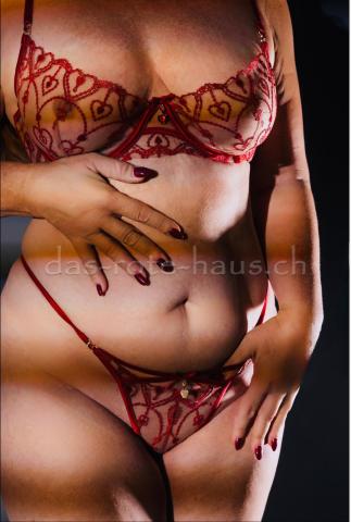 Heidi Massage erotik grosse Vulva